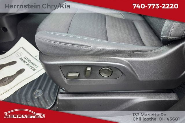 2024 Chevrolet Silverado 1500 4WD Crew Cab Short Bed Custom