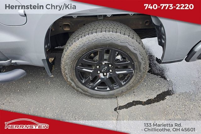 2024 Chevrolet Silverado 1500 4WD Crew Cab Short Bed Custom