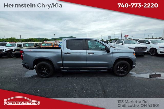 2024 Chevrolet Silverado 1500 4WD Crew Cab Short Bed Custom