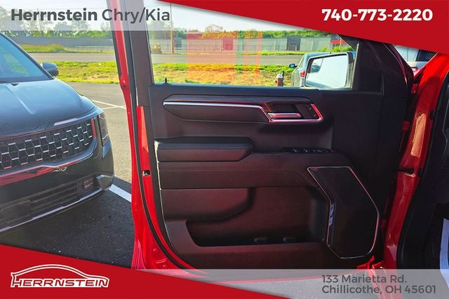 2023 Chevrolet Silverado 1500 4WD Crew Cab Short Bed LT with 2FL