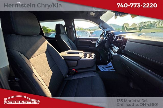 2023 Chevrolet Silverado 1500 4WD Crew Cab Short Bed LT with 2FL
