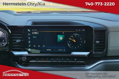 2022 Chevrolet Silverado 1500 4WD Crew Cab Short Bed LTZ