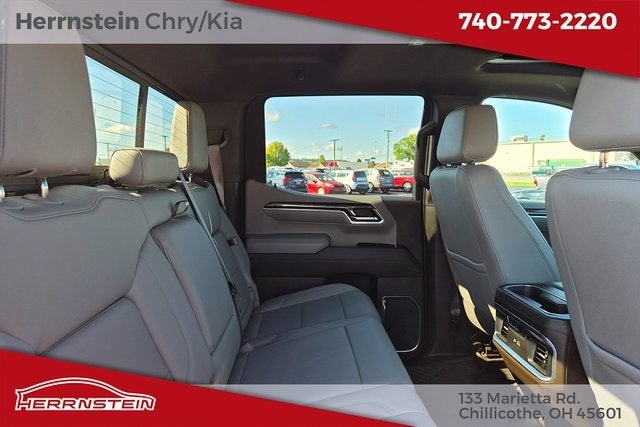 2022 Chevrolet Silverado 1500 4WD Crew Cab Short Bed LTZ