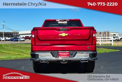2022 Chevrolet Silverado 1500 4WD Crew Cab Short Bed LTZ