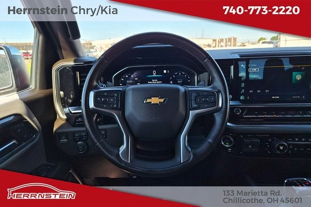 2022 Chevrolet Silverado 1500 4WD Crew Cab Short Bed LTZ