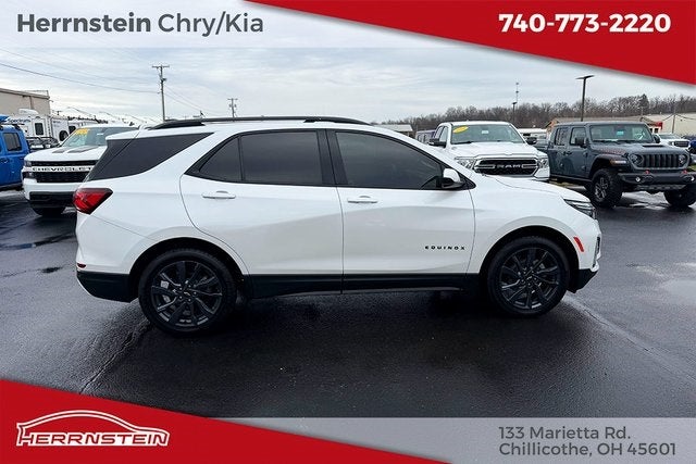 2022 Chevrolet Equinox FWD RS