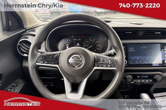 2021 Nissan Kicks SV Xtronic CVT