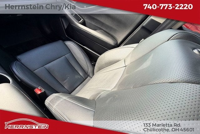 2023 Subaru Outback Touring