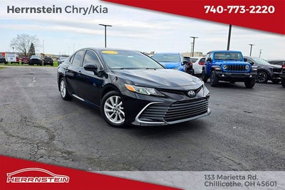 2022 Toyota Camry LE