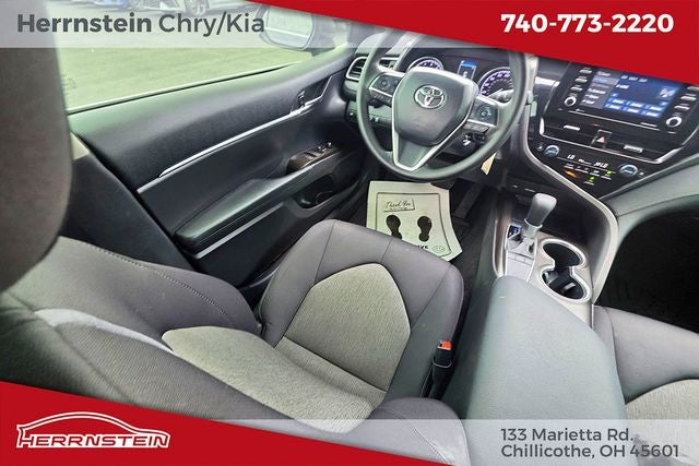 2022 Toyota Camry LE