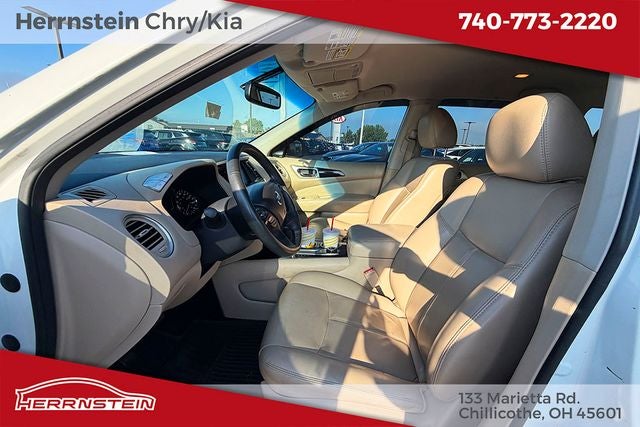 2016 Nissan Pathfinder SL