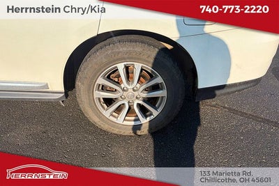 2016 Nissan Pathfinder SL