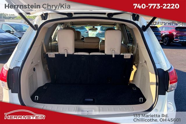2016 Nissan Pathfinder SL