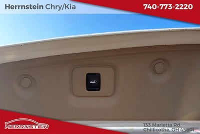 2016 Nissan Pathfinder SL