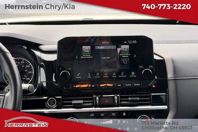 2023 Nissan Pathfinder SL 4WD