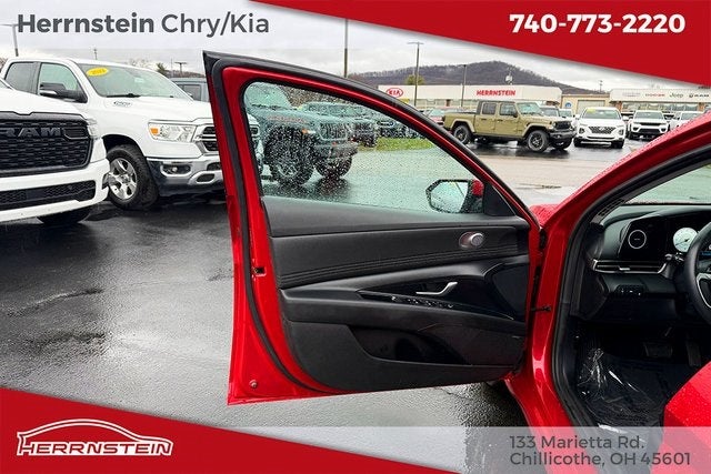 2022 Hyundai Elantra Limited