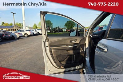 2025 Toyota Sienna Woodland Edition