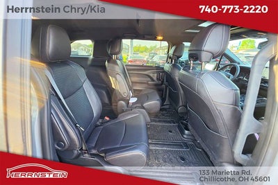 2025 Toyota Sienna Woodland Edition