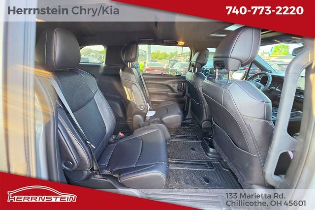 2025 Toyota Sienna Woodland Edition