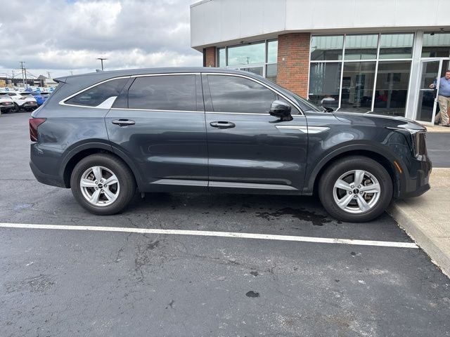 2024 Kia Sorento LX