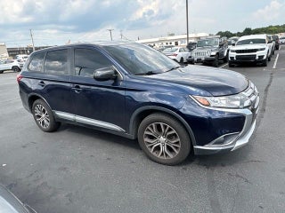 2017 Mitsubishi Outlander ES