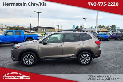 2024 Subaru Forester Premium