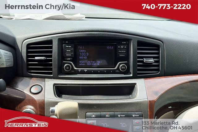 2015 Nissan Quest SV
