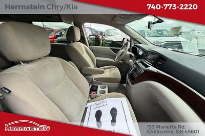 2015 Nissan Quest SV