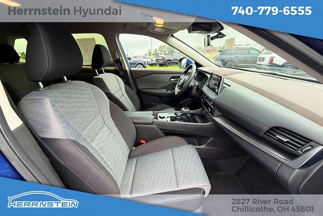 2023 Nissan Rogue SV Intelligent AWD