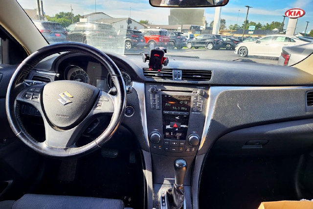 2010 Suzuki Kizashi SE