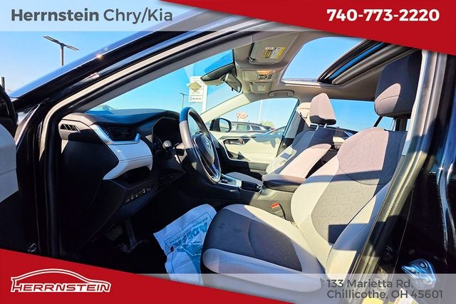 2021 Toyota RAV4 Hybrid XLE