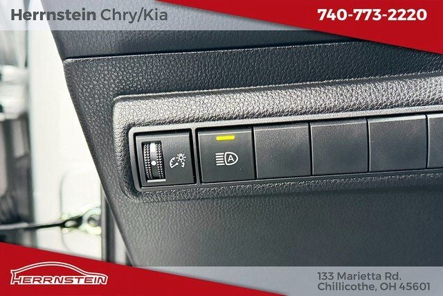 2024 Toyota Corolla Hatchback SE