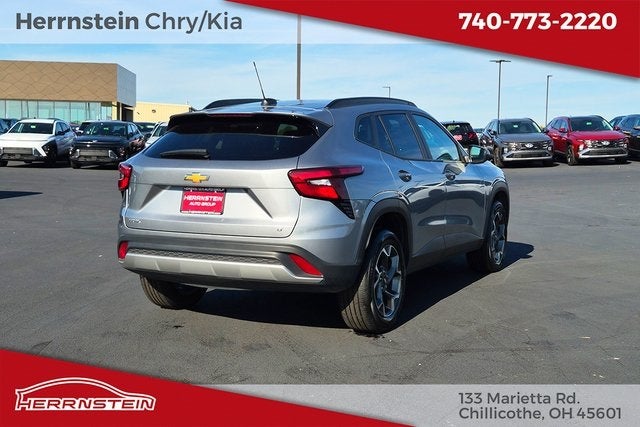 2024 Chevrolet Trax FWD LT