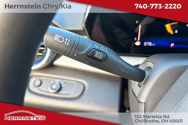 2025 Chevrolet Trax FWD LT