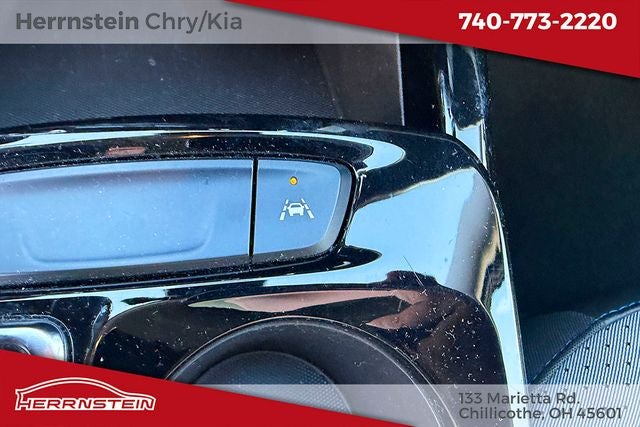 2025 Chevrolet Trax FWD LT