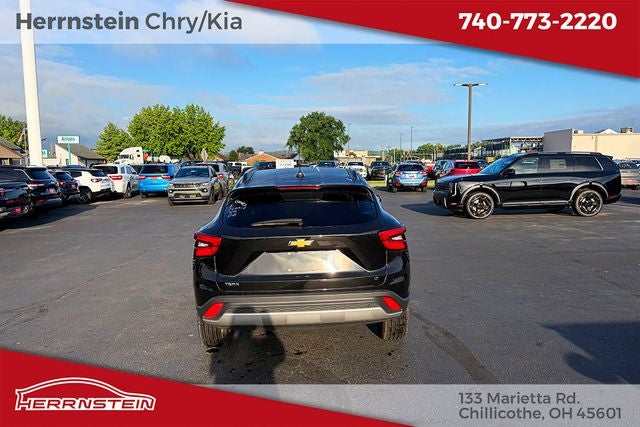 2025 Chevrolet Trax FWD LT