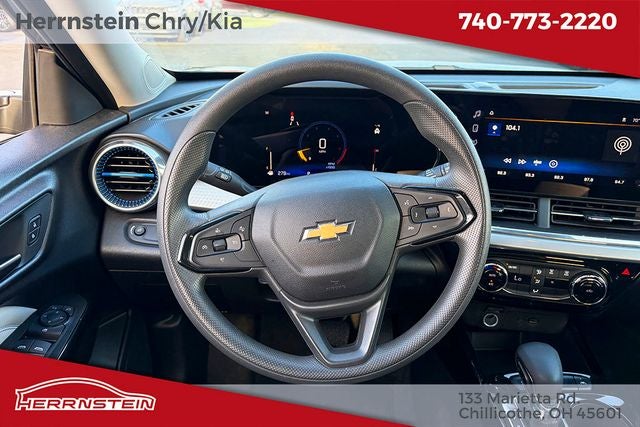 2025 Chevrolet Trax FWD LT