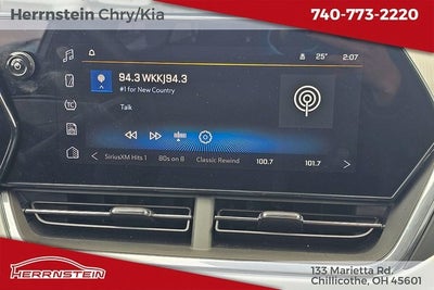 2025 Chevrolet Trax FWD LT