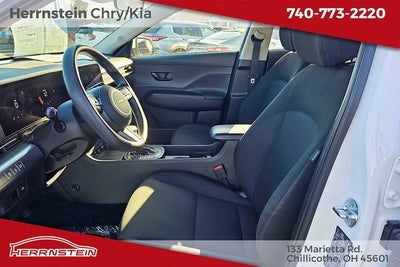 2025 Hyundai Kona SE