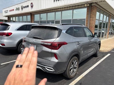 2023 Kia Seltos EX