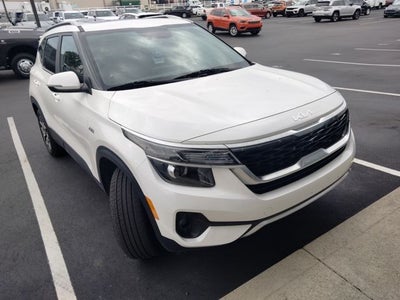 2023 Kia Seltos EX