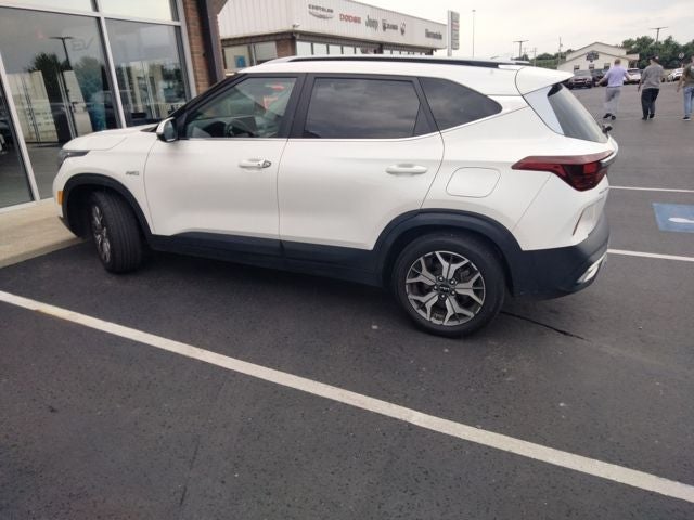 2023 Kia Seltos EX