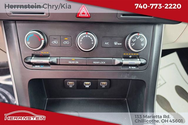 2024 Kia Carnival MPV LX Seat Package