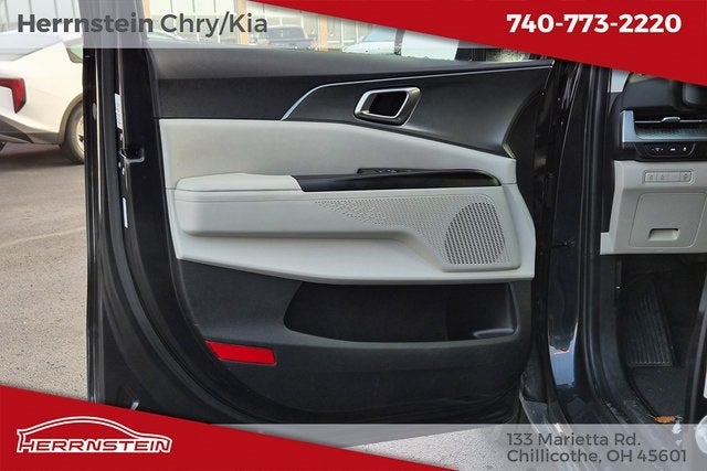 2024 Kia Carnival MPV LX Seat Package