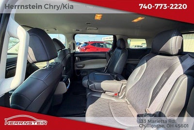 2025 Kia Carnival MPV LXS
