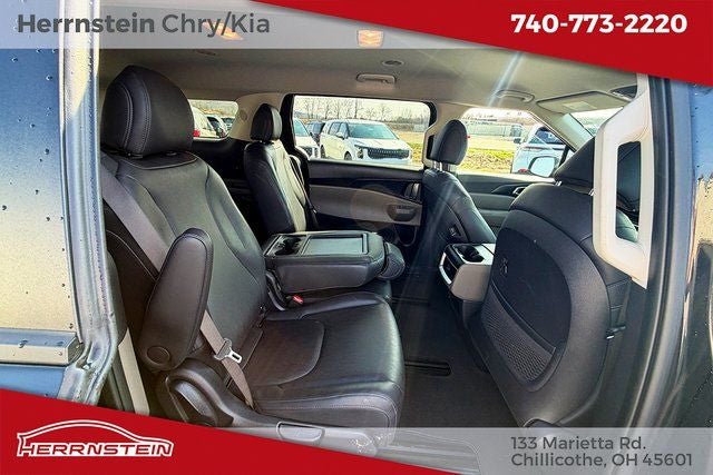 2025 Kia Carnival MPV LXS