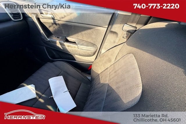 2022 Kia Sportage LX