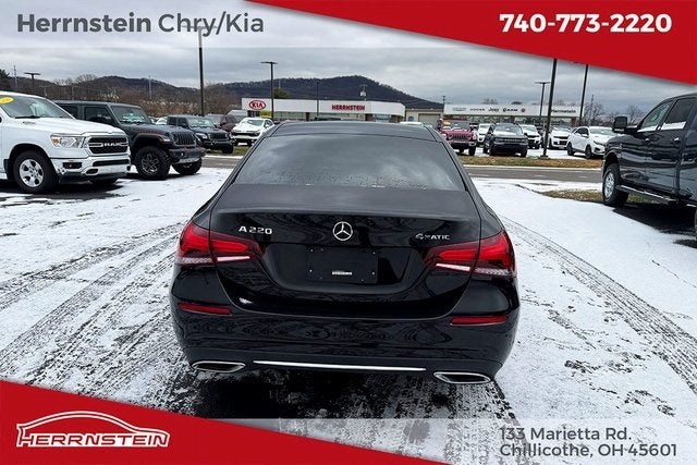 2022 Mercedes-Benz A 220 4MATIC®