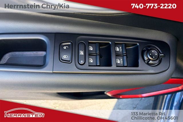 2023 Jeep Renegade Trailhawk 4x4