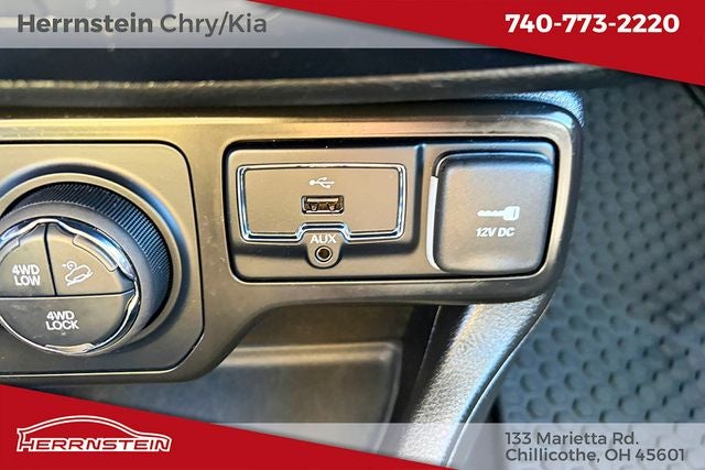 2023 Jeep Renegade Trailhawk 4x4